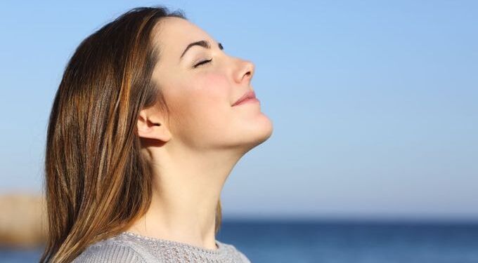 Practice This 3-Minute Breathing Exercise To Get Calm In Any Situation
