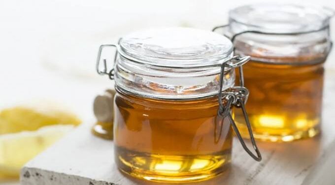 Acacia Honey: Nutrition, Benefits, and Downsides