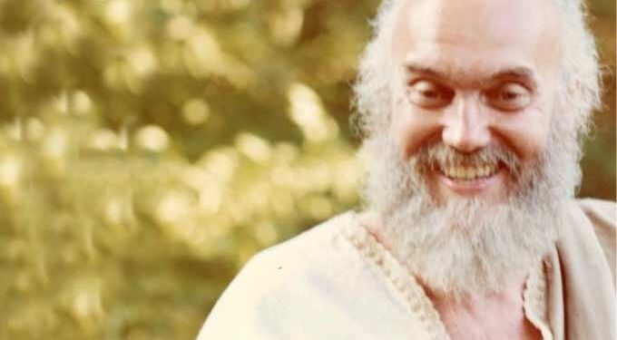 Spiritual Guru Ram Dass Dies