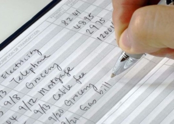6 Little Money Mistakes That Could Be Costing You Every Month (Fix Them and Save)