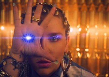 Kesha Says Her New Album Was Influenced by Close Encounter with UFOs