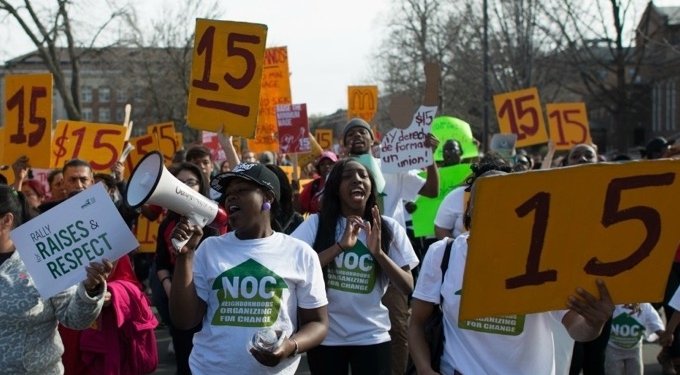 Worker Wages Flat, But Since 1978 CEO Pay Has Soared an ‘Outrageous’ 937%