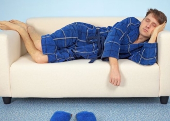 The Best Position for Sleep According to a Chiropractor and Exercise Physiologist