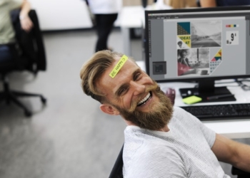 Happiness Strategies of Emotionally Intelligent People