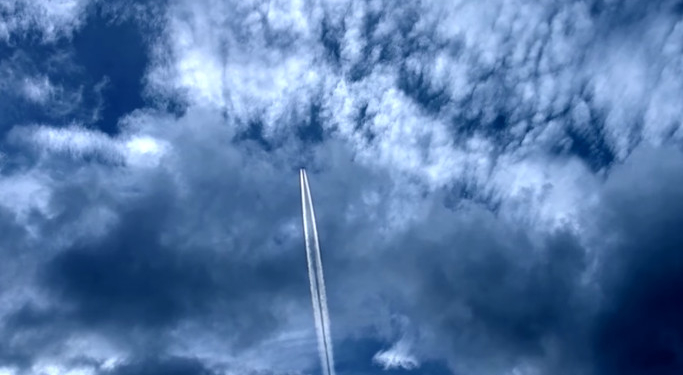 Former Military Meteorologist Admits Military Aircraft Spray Aluminum Into The Atmosphere