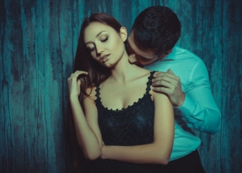 Top 7 Female Erogenous Zones For Experiencing Extreme Pleasure At Bed