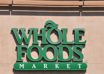 Whole Foods Quietly Halts GMO Labeling Requirements