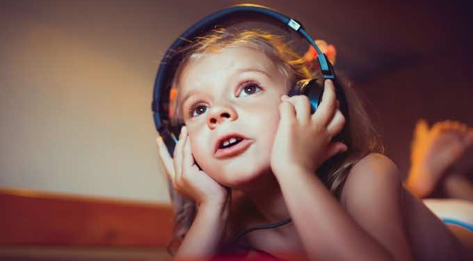 11 Best Buddhist Songs (with Lyrics) To Inspire Compassion In Your Children
