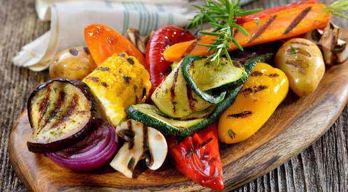 Backyard BBQ: 14 Vegetarian Grilling Recipes Everyone Will Enjoy