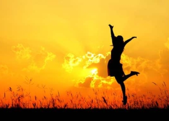Deepak Chopra: 5 Keys To Changing Your Perspective To Live A Happier Healthier Life