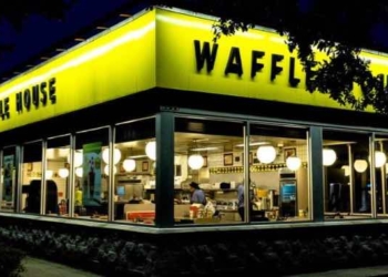 An Unlikely America Hero Has Emerged in the Face of Hurricane Florence: Waffle House