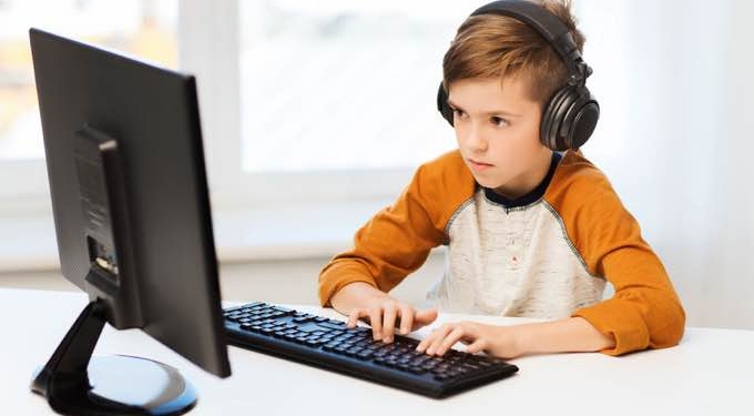 Heavy Screen Time Changes Children’s Brains | Dr. Mercola