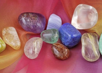 How To Create an Intention Crystal for Your New Year’s Success