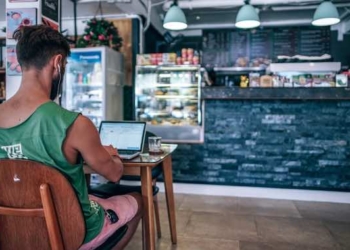 Avoid Getting in Debt As a Freelancer