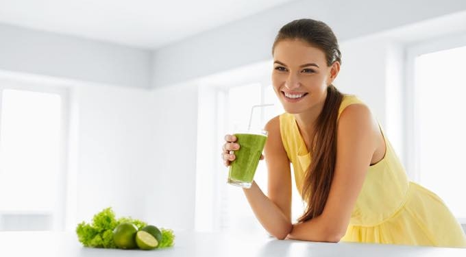 Delicious Green Juice Recipes for Younger Skin, Stronger Hair and More Energy