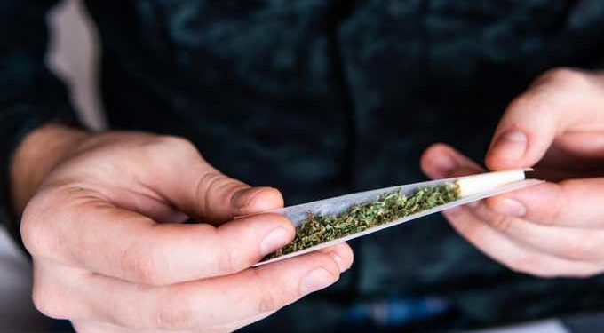 Why Do People Smoke Weed/Marijuana?