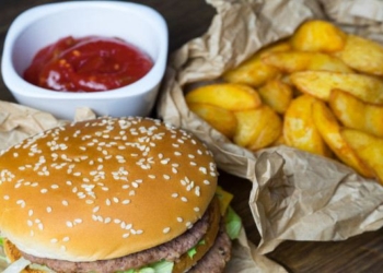 A Third of Fast-Food Packaging Contains Dangerous Chemicals