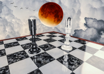 Lunar Eclipse – The Heavens Rock