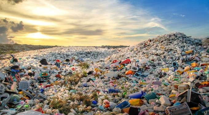 10 Tips To Going Plastic-Free | Dr. Joseph Mercola