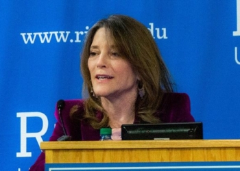 Why Marianne Williamson Is the Anti-Trump`