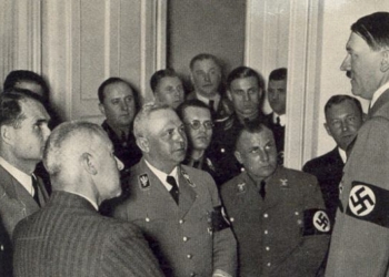Leading Civil Rights Lawyer Shows 20 Ways Trump Is Copying Hitler’s Early Rhetoric and Policies