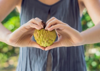 6 Little-Known, Healthy Fruits that You Should Try Today