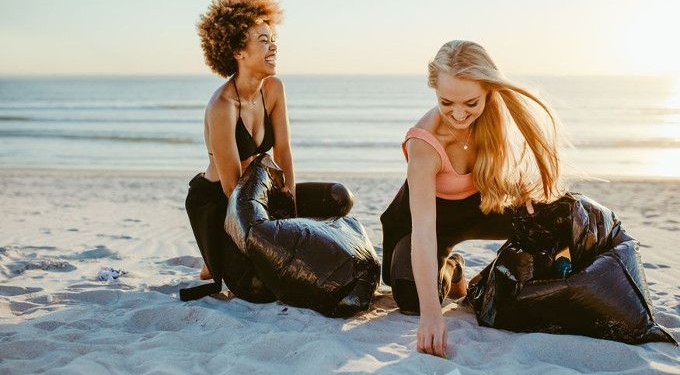 Happiness Doesn’t Make You Ignore Social Problems