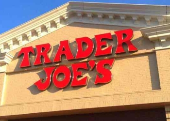 Trader Joe’s Got Rid of Plastic Packaging And Produce Prices Fell By Up To 25%