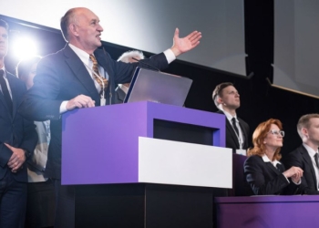 The Difference Between a Politician and a Psychopath