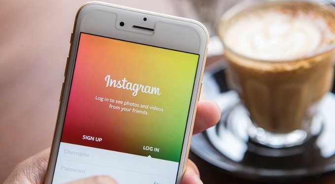 What Makes Instagram Stand Out in the Crowd Among All the Social Media Platforms?