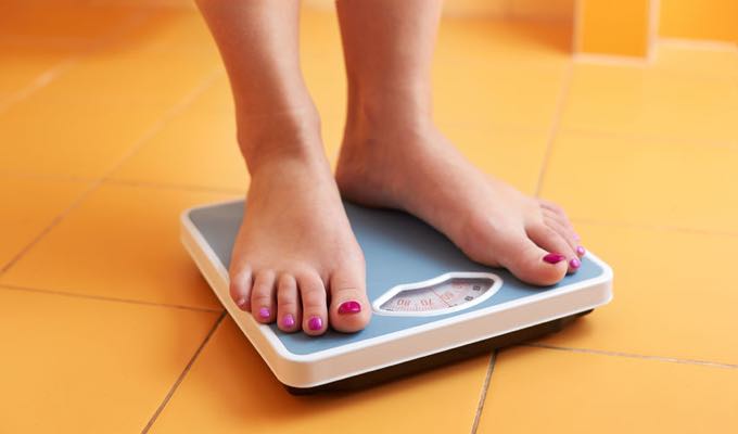 How to Knock Out Symptoms of Menopause Using Cannabis