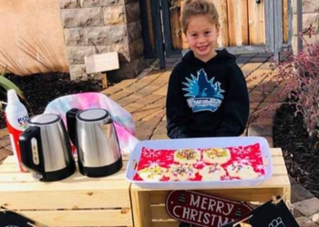 This 5-Year-Old Girl Sold Cookies To Pay The Lunch Debt Of 123 Schoolmates
