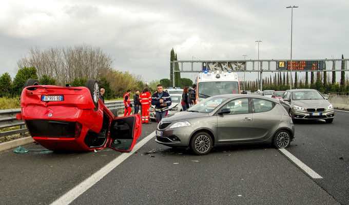 Signs It Is Time to Hire a Personal Injury Lawyer