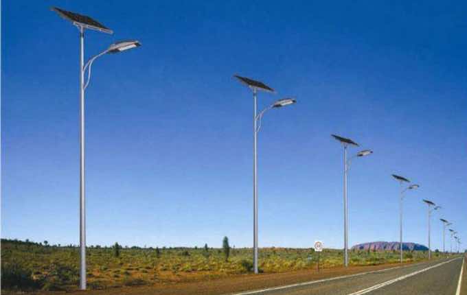 What Are the Advantages of Solar Powered Parking Lot Lights?