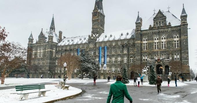 ‘Something Big Is Shifting’: As Georgetown Announces Fossil Fuel Divestment, Students Across US Demand Their Schools Follow Suit