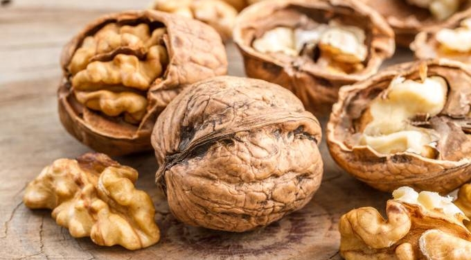 The Perfect Snack for Healthy Gut Bacteria & a Healthy Heart