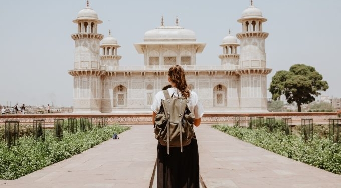 Becoming a Mindful Traveler: 4 Ways to Plan a Socially Conscious Trip