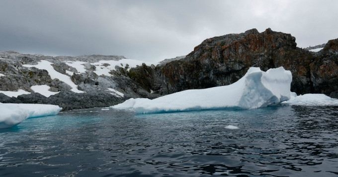 Record-Breaking Temperature of Nearly 65ºF Logged in Antarctica as Scientists Sound Alarm Over Rapid Ice Melt