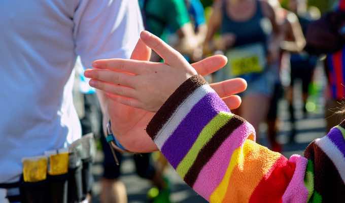 5 Unusual Ways to Be an Extra Supportive Marathon Spectator