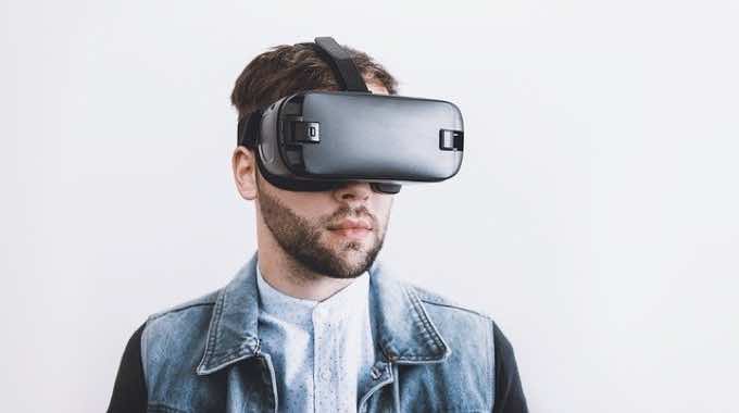 7 Perfect Gifts for Your Husband’s Birthday