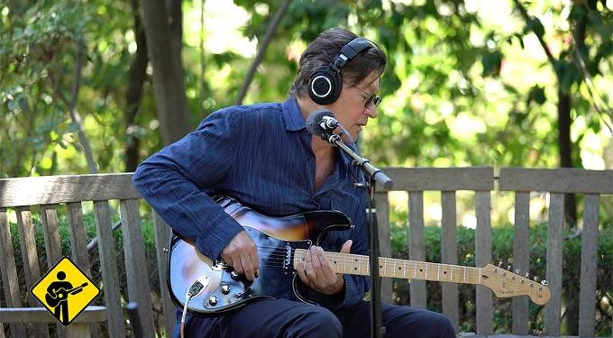 Song Around The World: “The Weight” Featuring Robbie Robertson and Ringo Starr | Playing For Change