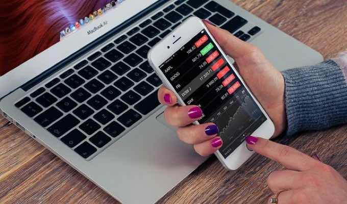 Tips to Choose the Best Mobile-Based Finance Management Application