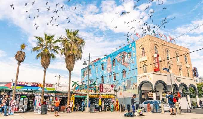 How to Explore LA’s Top Attraction – The Venice Beach