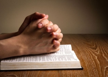 How Does Religion Affect Happiness Around the World?