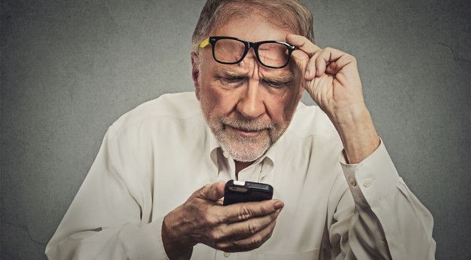 Declining Eyesight Improved By Looking At Deep Red Light