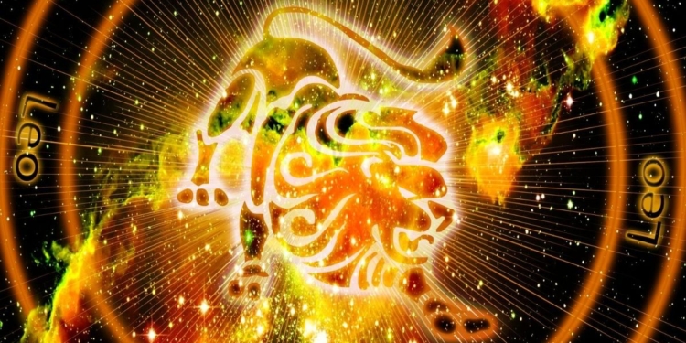 Leo New Moon 19th August + Zodiac Forecasts