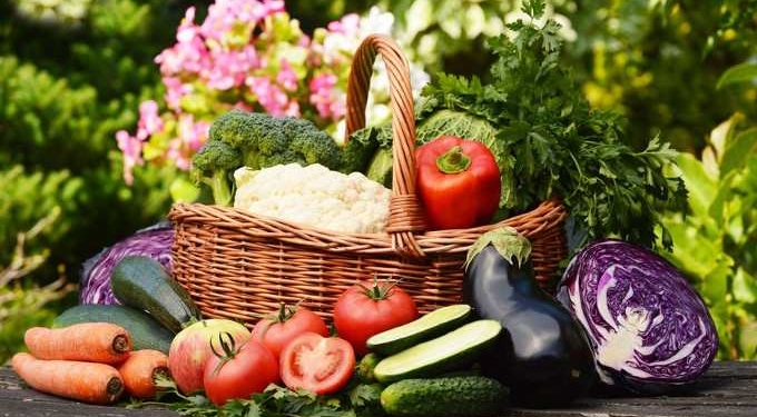 The Simple Eating Hack That Could Prevent Most Diseases Including Blindness