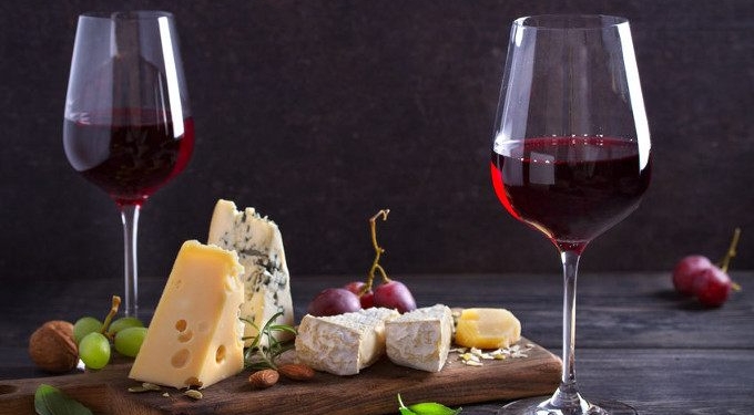 Diet Modifications – Including More Wine and Cheese – May Help Reduce Cognitive Decline, Study Suggests
