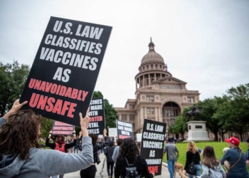 BLM and MAGA Come Together To Oppose Forced Vaccination Bill in New York