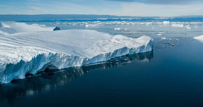 Melting Icebergs Begin the Sequence that Triggers an Ice Age, Scientists Find